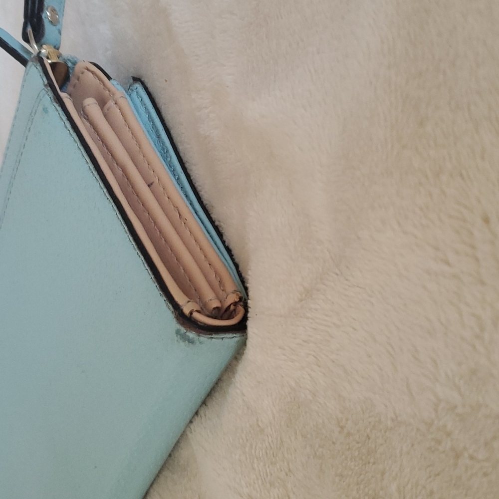 Kate Spade wallet - Picture 4 of 9